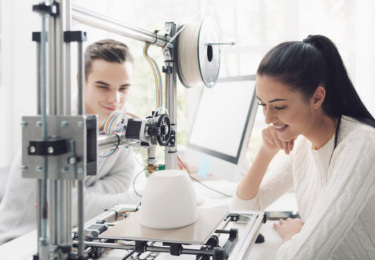  Engineering,Students,Using,An,Innovative,3d,Printer,In,The,University