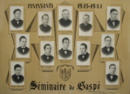 Seminaire de Gaspe Finissants 1943-1944