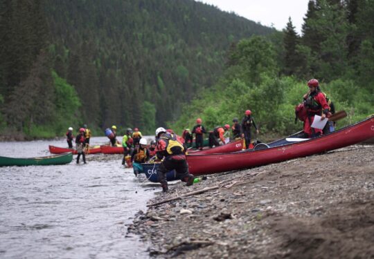  Canot riviere AEC Guide aventure